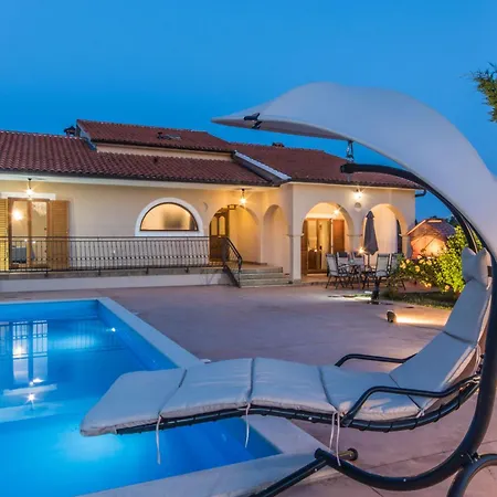 Dream House, A Charming Pet Friendly Σπίτι διακοπών